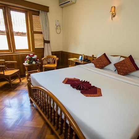 Win Unity Hotel Мемьо Экстерьер фото
