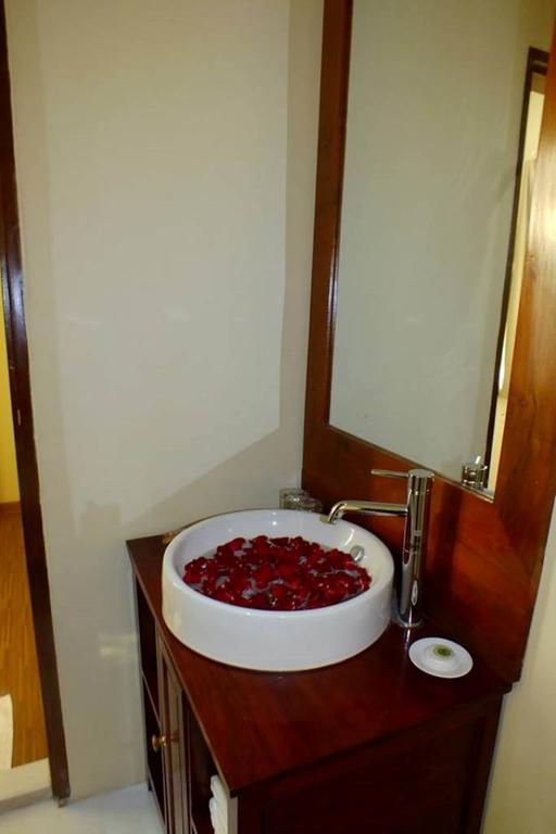 Win Unity Hotel Мемьо Экстерьер фото